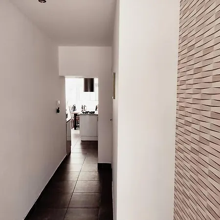 Superbe Maison Rénovée Avec Jardin Apartamento