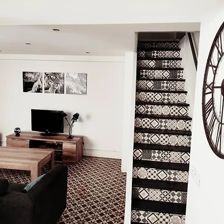 Superbe Maison Rénovée Avec Jardin Apartamento